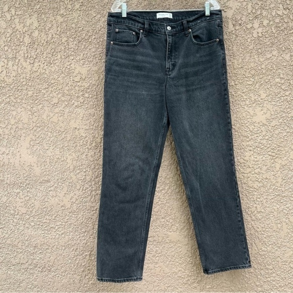 Abercrombie &‎ Fitch The Straight Mid Rise Jeans Women's Size 31/12 Black Denim